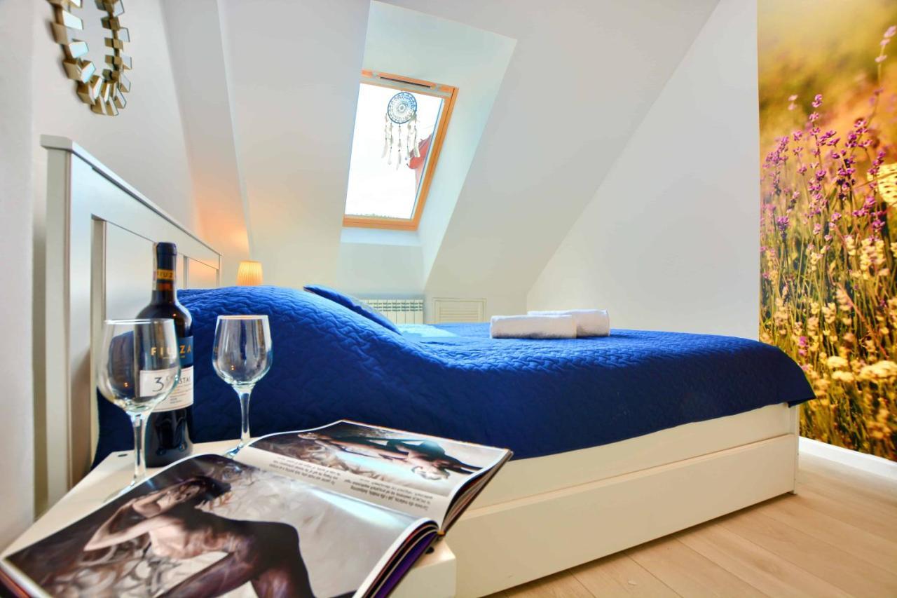 Apartament Beztroski Ustrzyki Dolne Bagian luar foto