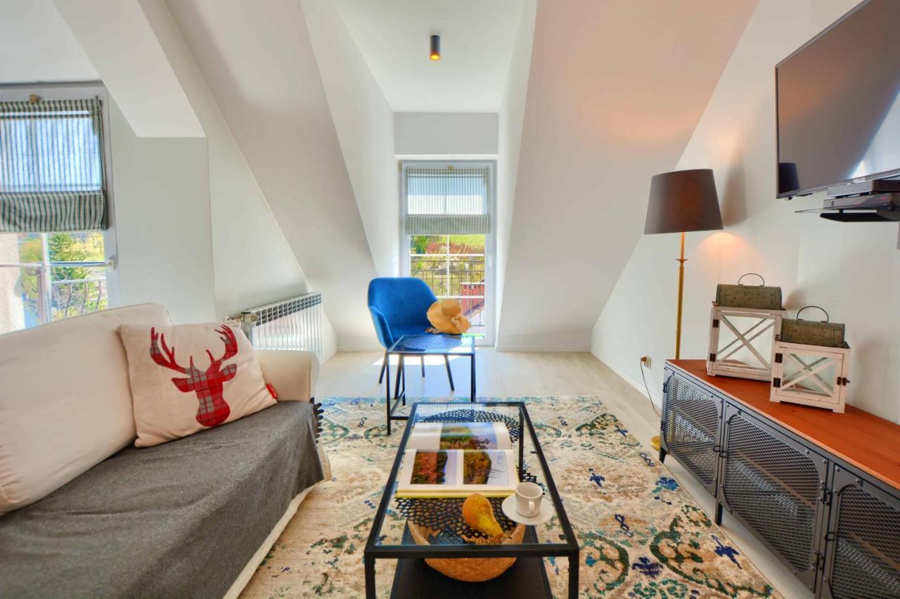 Apartament Beztroski Ustrzyki Dolne Bagian luar foto