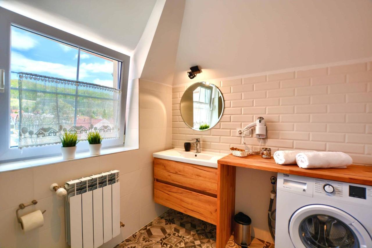 Apartament Beztroski Ustrzyki Dolne Bagian luar foto